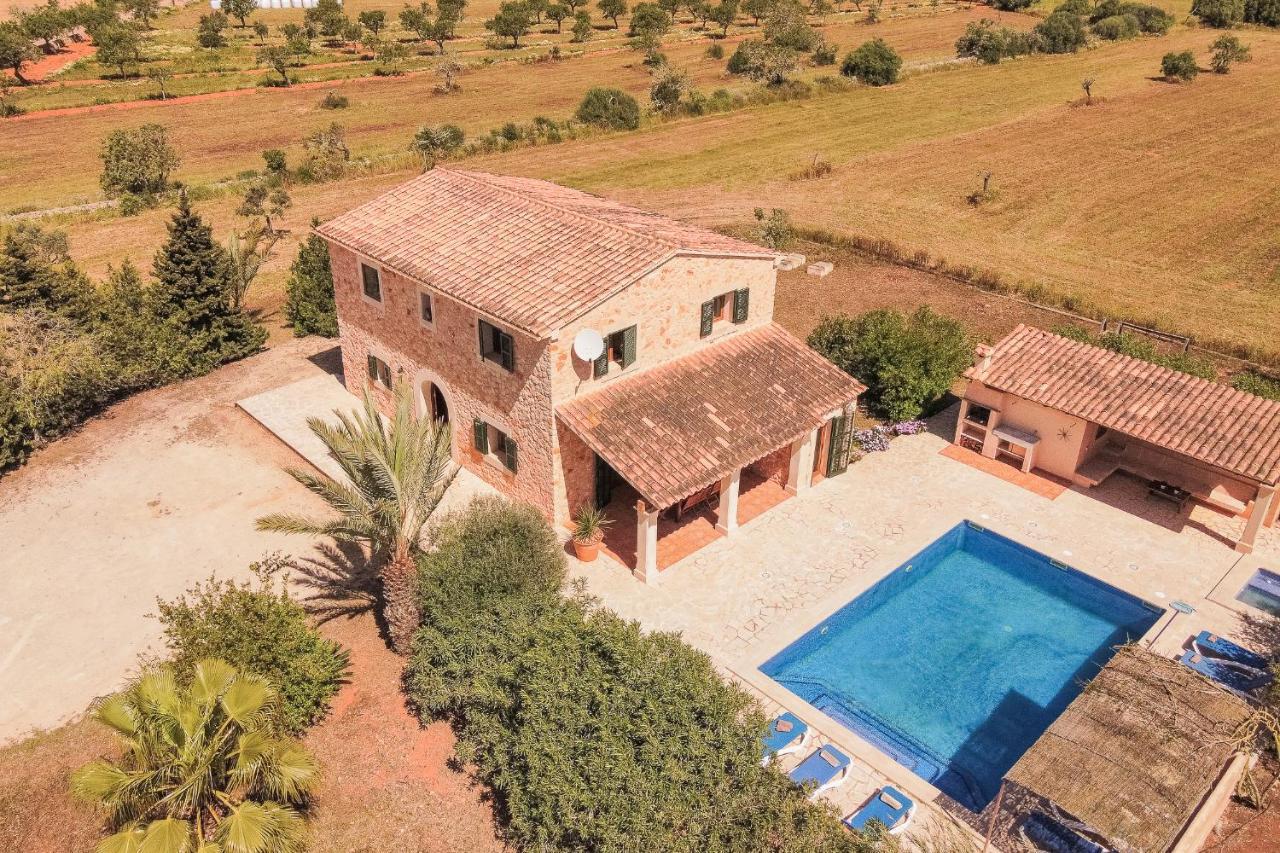 Holiday home Finca Poas Llombarts