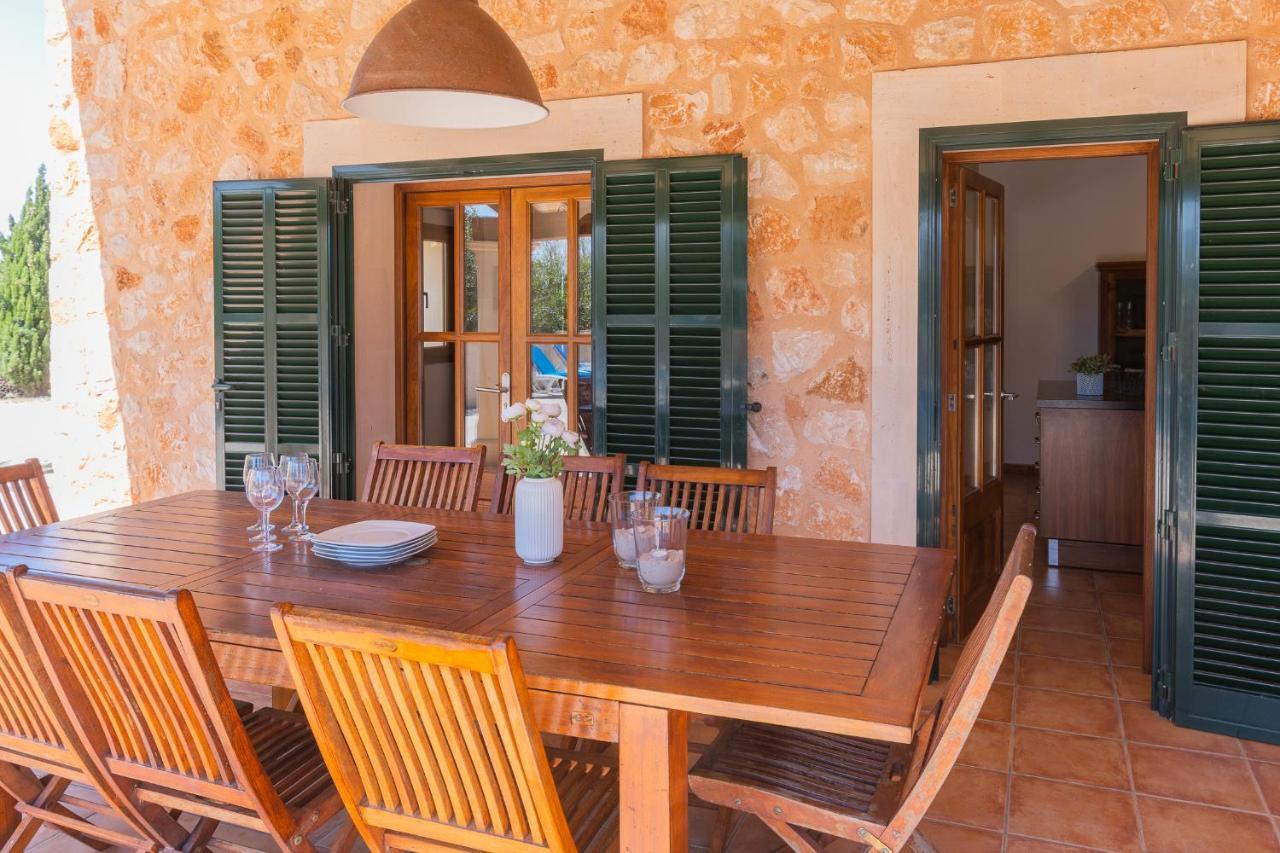 Holiday home Finca Poas Llombarts